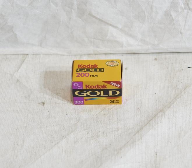 Kodak `Gold' ISO200 Colour Film with 24 35mm Exposures