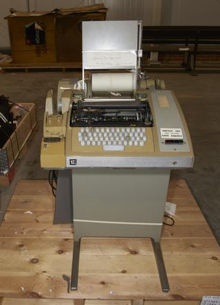 Teletype Model 33 Read/Write Peripheral