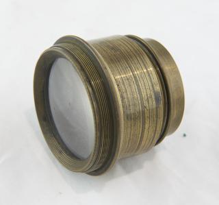 Lens for folding bellows field or stand camera