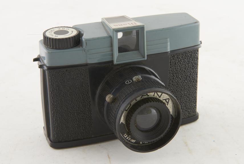 Diana camera