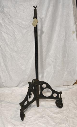 Stand for Early Studio Lamp