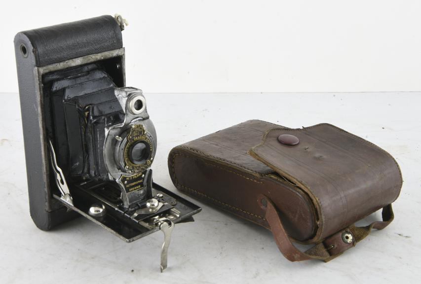 No. 2 Folding Autographic Brownie