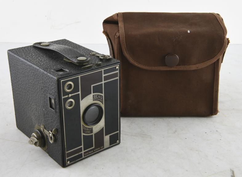 Kodak Beau Brownie Box Camera