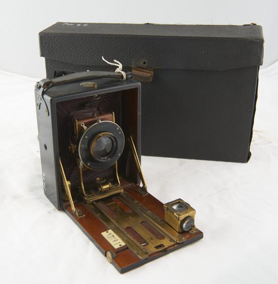 The Challenge folding bellows hand camera for plates or sheet film 3 1/4" x 4 1/4"