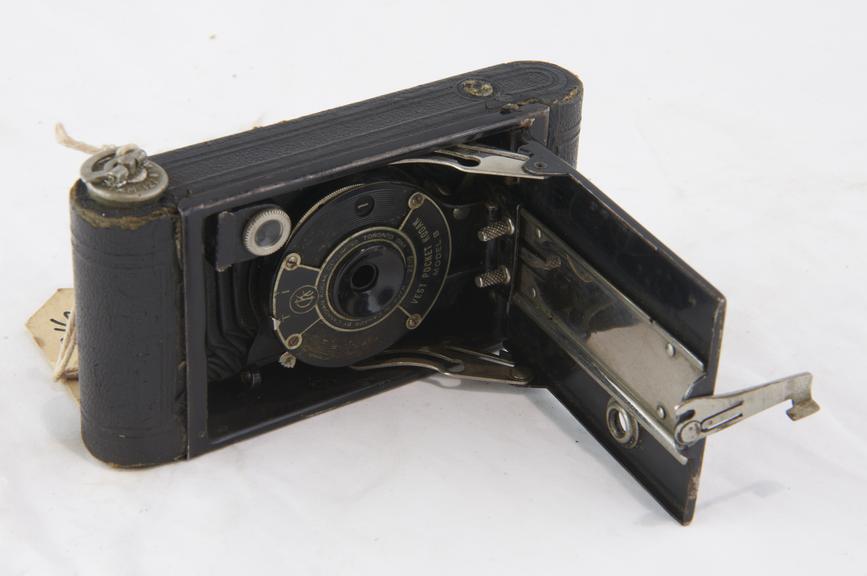 Vest pocket Kodak Model B.