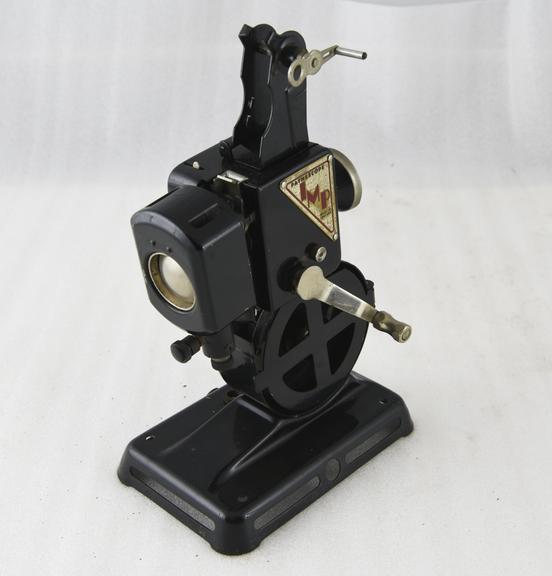 Pathescope IMP 9.5mm projector