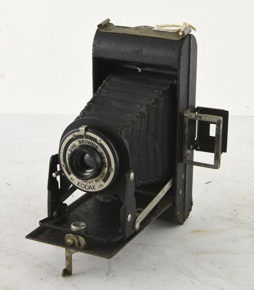 Folding Brownie Six-20.