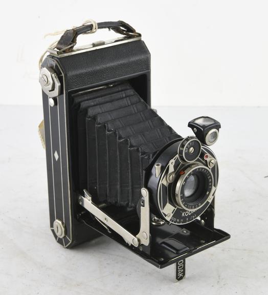 Kodak Junior Self-Erecting Folding Bellows Camera for Rollfilm 620