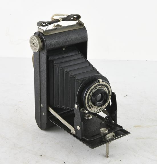 Kodak Brownie 620 Folding Bellows Camera for Rollfilm No.620