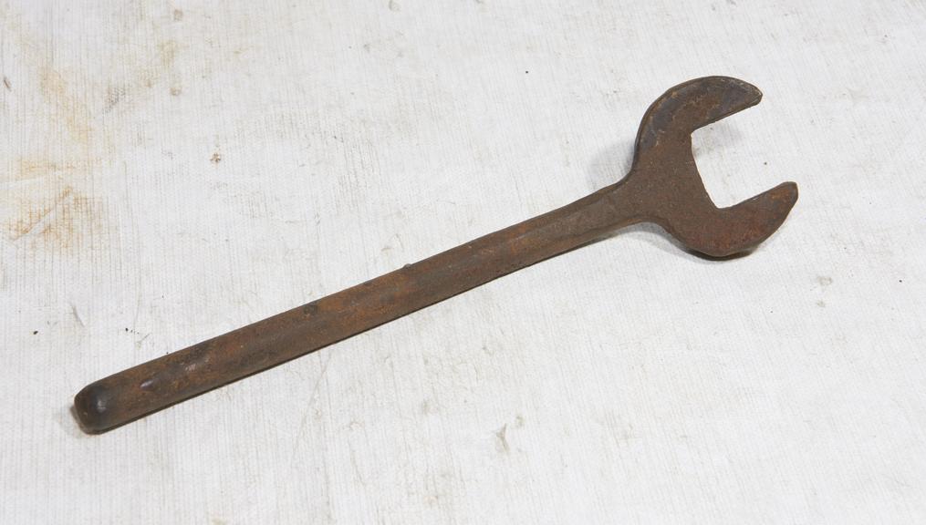 Single-ended Wrench