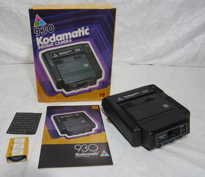 Kodak Kodamatic 930 Instant Film Camera