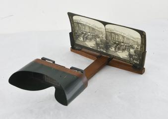 Hand stereoscopic viewer and The "Perfec" Stereograph