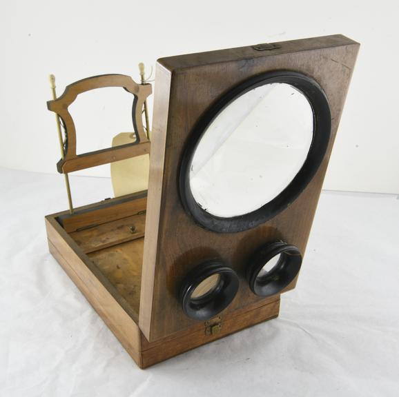 Wooden Stereoscopic Viewer for Pictures 3"x51/2