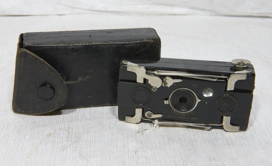 Ensignette Camera