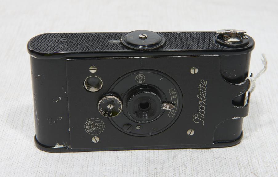 Contessa-Nettel Piccolette Camera