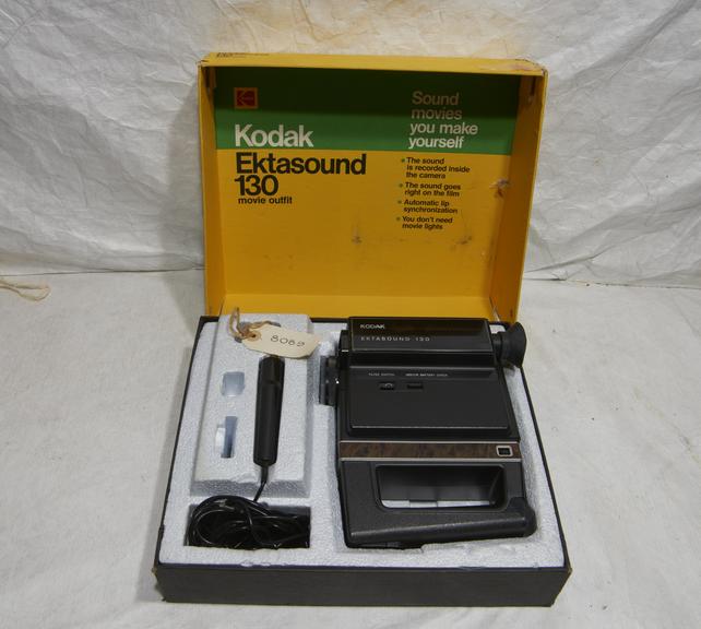 Kodak Ektasound 130 Super 8 Camera | Science Museum Group Collection