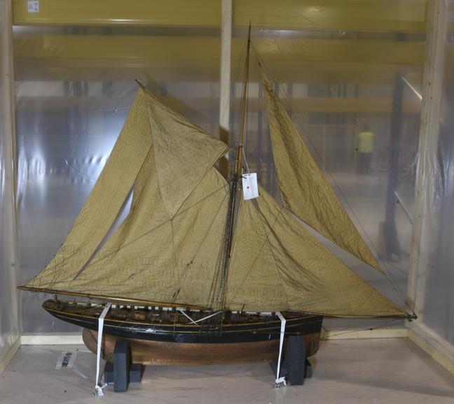 Whole model of the cutter racing yacht "Formosa"