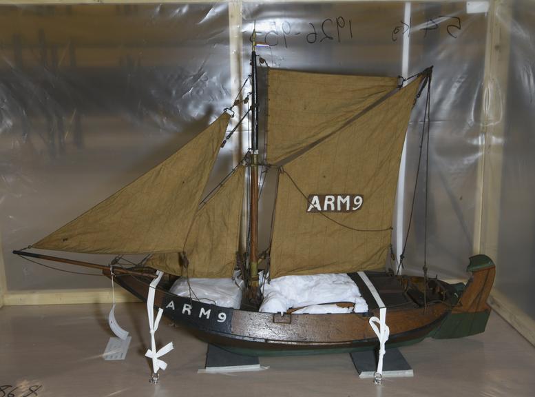 Model of Arnemuiden Hoogaars