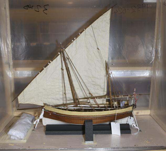 Rigged model of Dhow, the 'Faida' and its tender