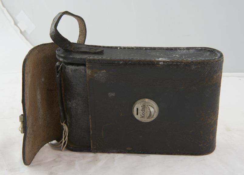 No. 3 Folding Pocket Kodak Model E2. Eastman Kodak