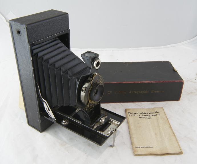No. 2-C Folding Autographic Brownie