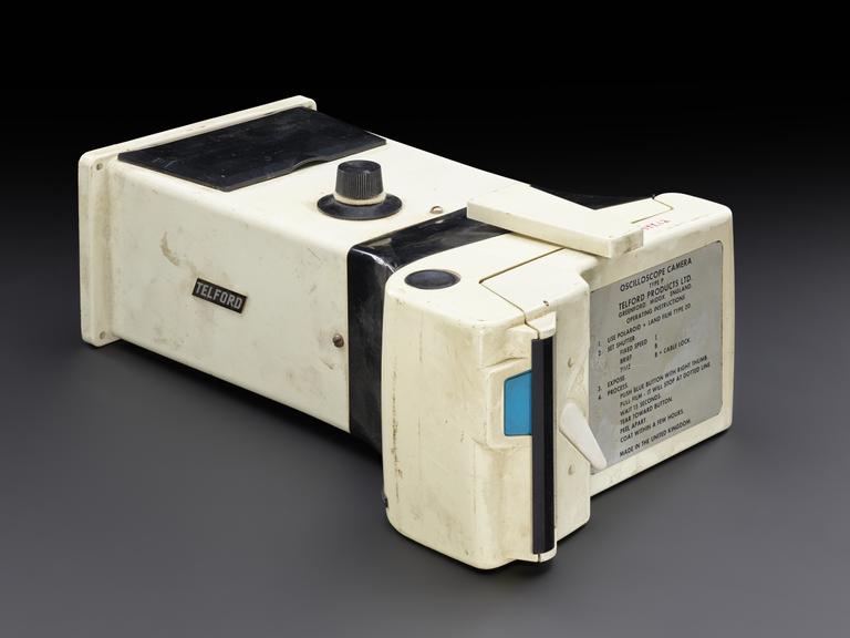 Oscilloscope Camera