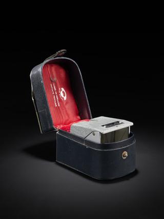 Delrama anamorphic lens