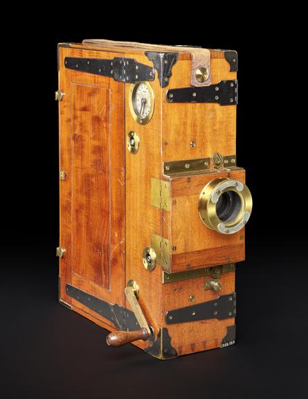 Prestwich Model 5 cine camera used by Herbert Ponting