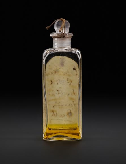 Bottle containing chloride of gold
