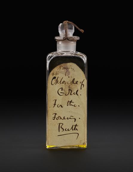 Bottle containing chloride of gold