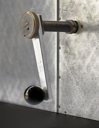 Hand crank for “NS No. 3 Kine’ Camera"