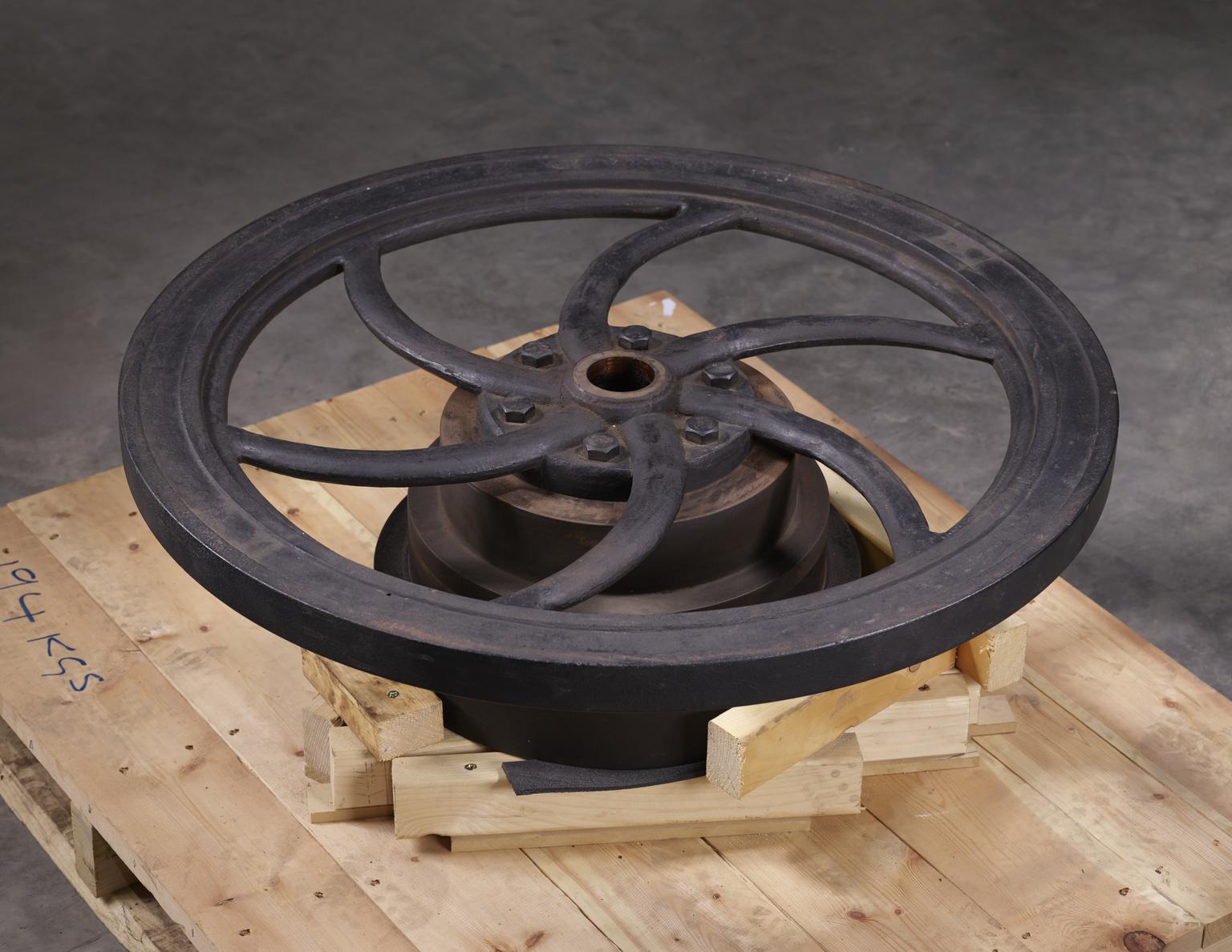 Machine Plywheel Slotting Machine Flywheel | Science Museum Group Collection