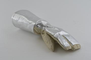 Single Aluminised Rayon Gauntlet Glove