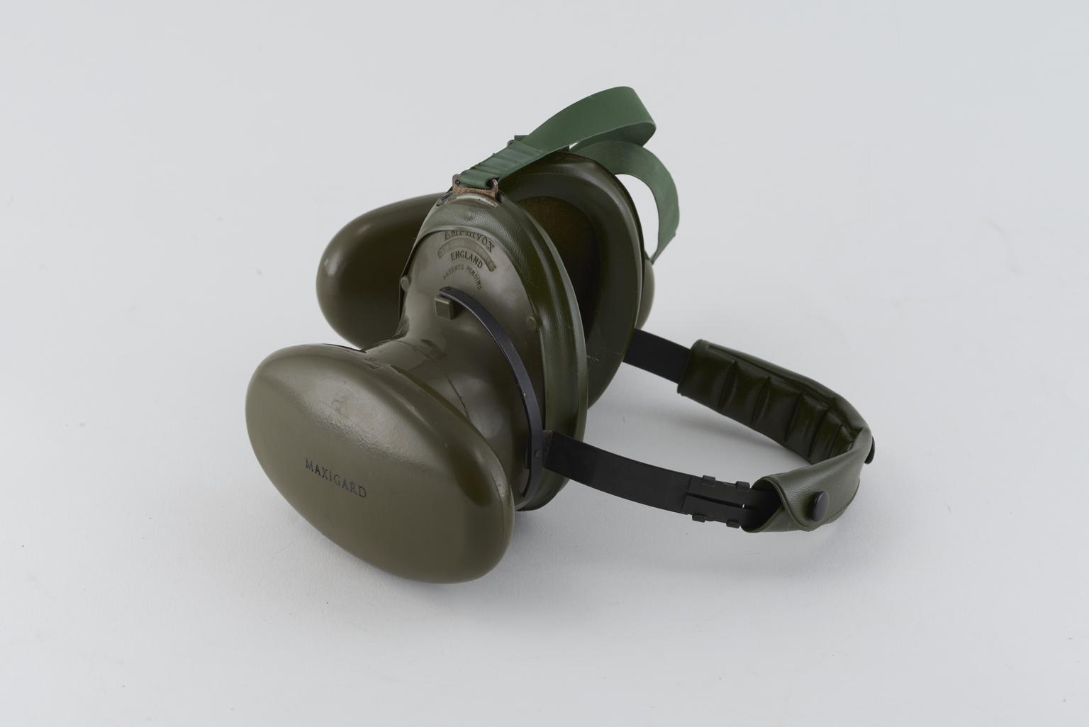 "Maxiguard" ear defenders
