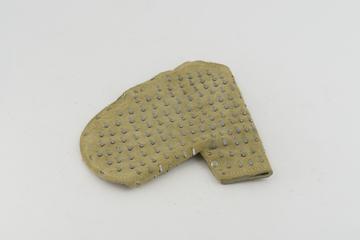 Armoured hand pad