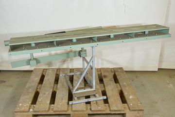 Two aerial elements as fitted to the I.B.A's Emley Moor transmitting station, 1971