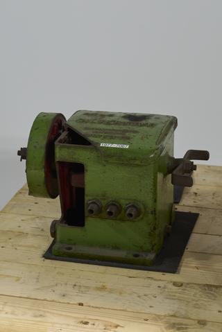 Silvertown mechanical axlebox lubricator