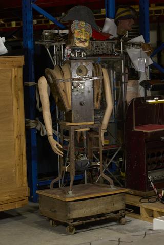 Electric Actor 1 (with bicorn hat)