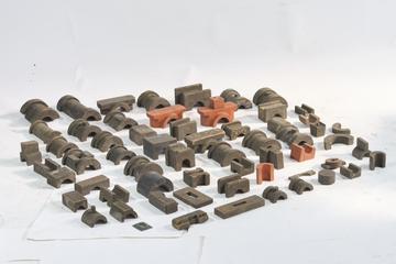 Bearing patterns for locomotive components