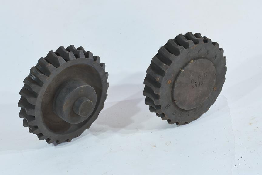 1 straight tooth gear pattern for locomotive components