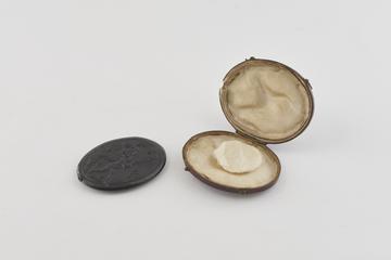 Galvanic Brooch and Case, London, England, 1890-1920
