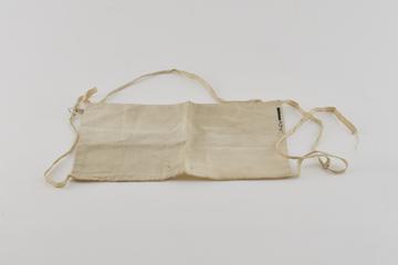 Cloth face mask with loops