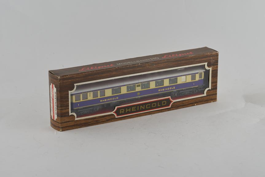 Model railway carriage, DR "Rheingold" first class open carriage