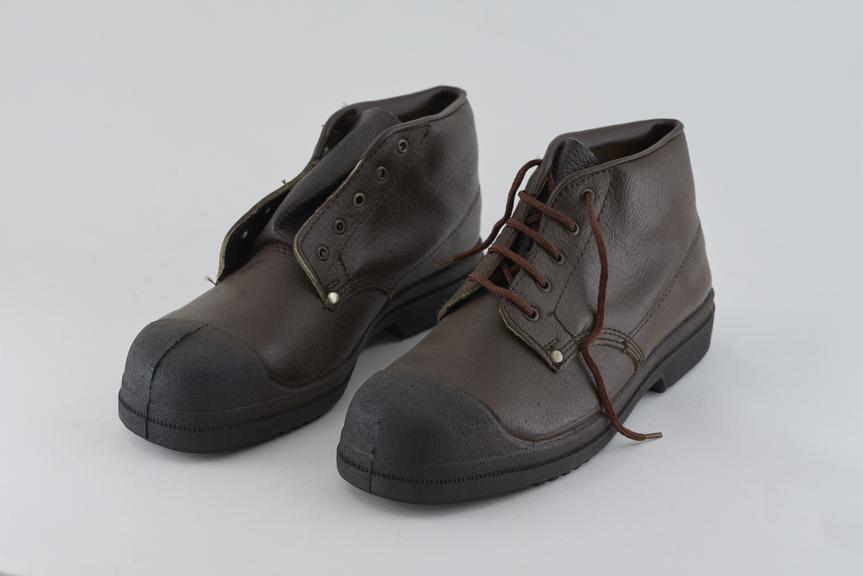 Pair of Keysafe protective toe-capped boots with rubber stubguard