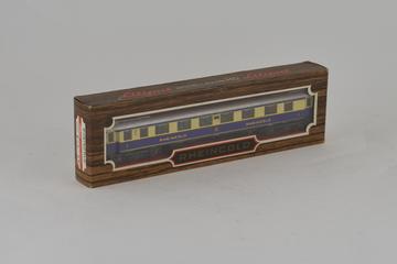 Model railway carriage; HO scale; DR 'Rheingold' 1st class open No. 20505