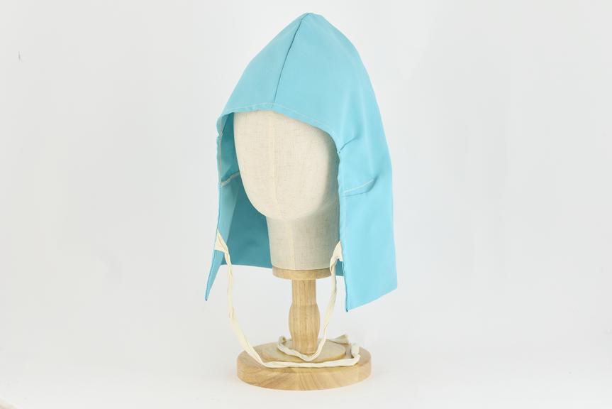 Pharmaceutical preparation area hood