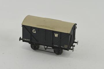 Model railway wagon, 'O' gauge, GWR 12-ton ventilated van, N