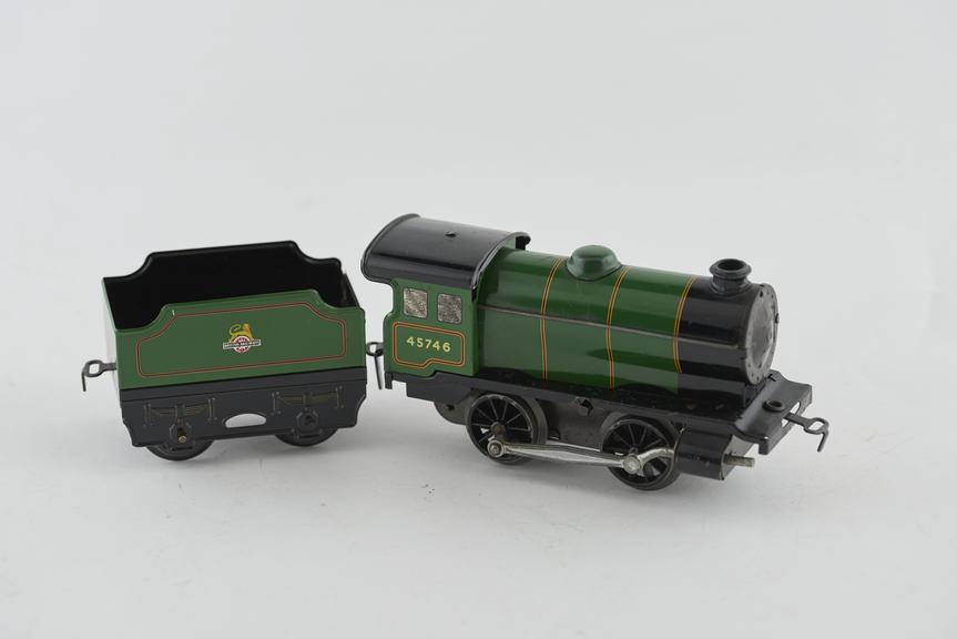 Model steam locomotive, c 1955