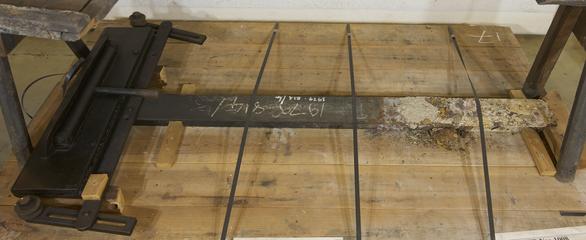 Saw-doctor's vice on post, for bandsaws
