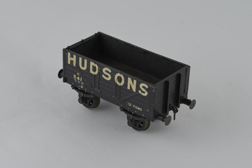 Model railway wagon, 'O' gauge, Private Owner 12-ton coal wa